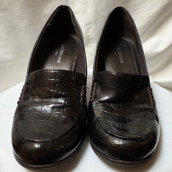 Liz Claiborne Shoes - Claiborne Flex Croc-Embossed Heels – Size 6, Brown/Copper